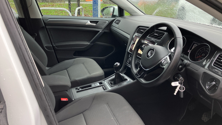 Volkswagen Golf 1.4 TSI SE [Nav] 5dr Petrol Hatchback
